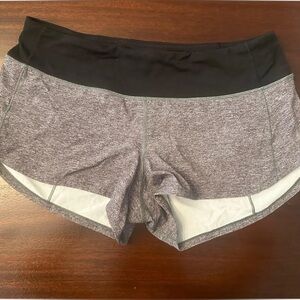 Lululemon shorts size 6